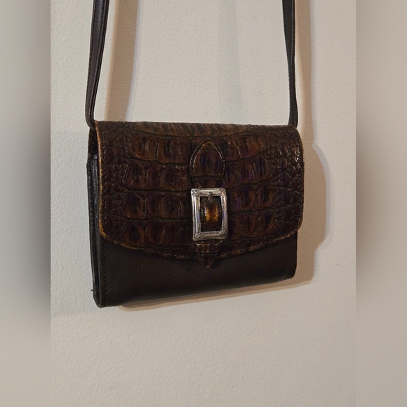 Brighton Crossbody Wallet In Black Leather With Brown Crocodile Embossed Design - Picture 4 of 17